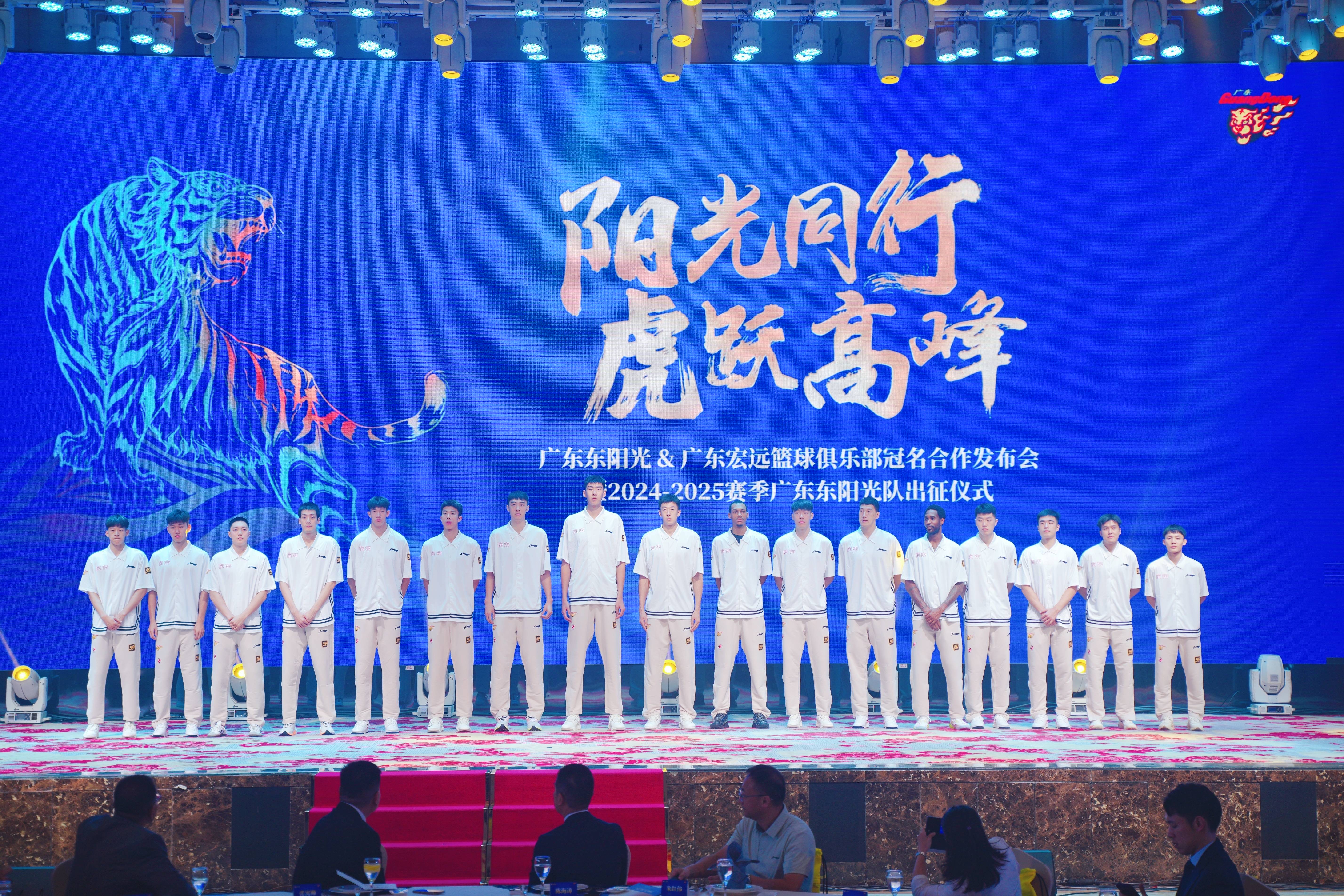 包含训练成果：队伍实力有所提升的词条