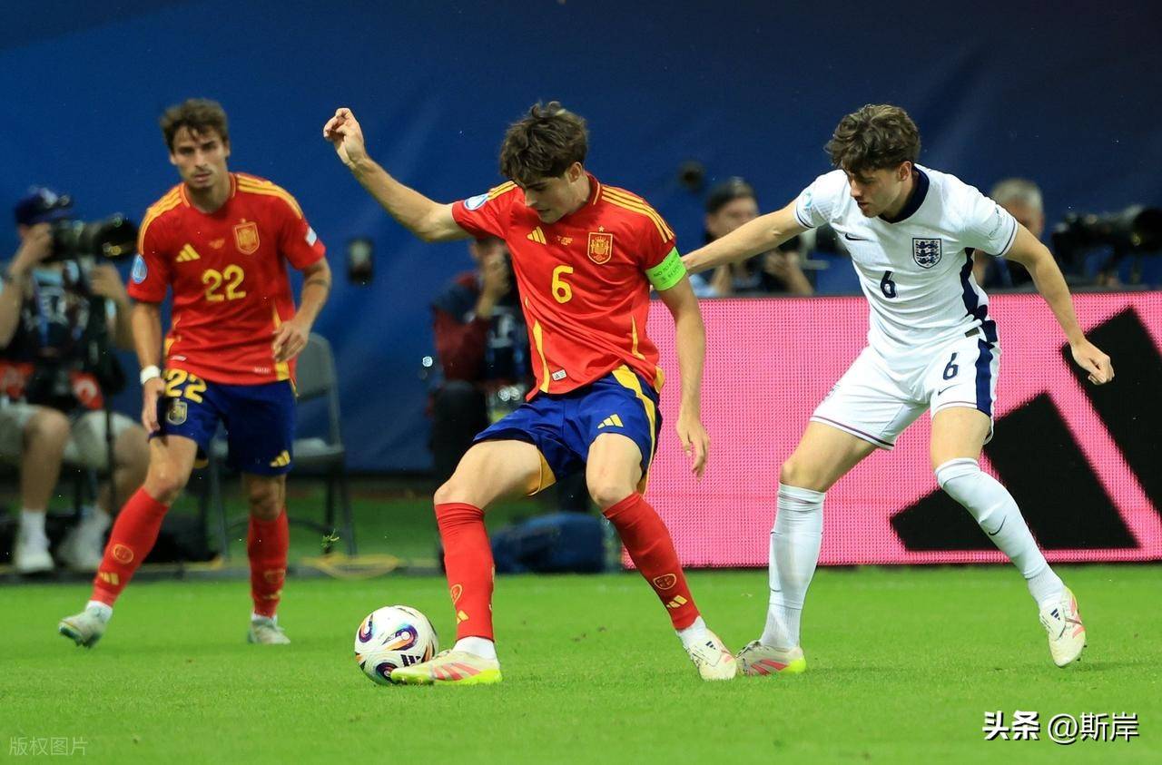 英格兰队加时赛战胜克罗地亚，晋级成功