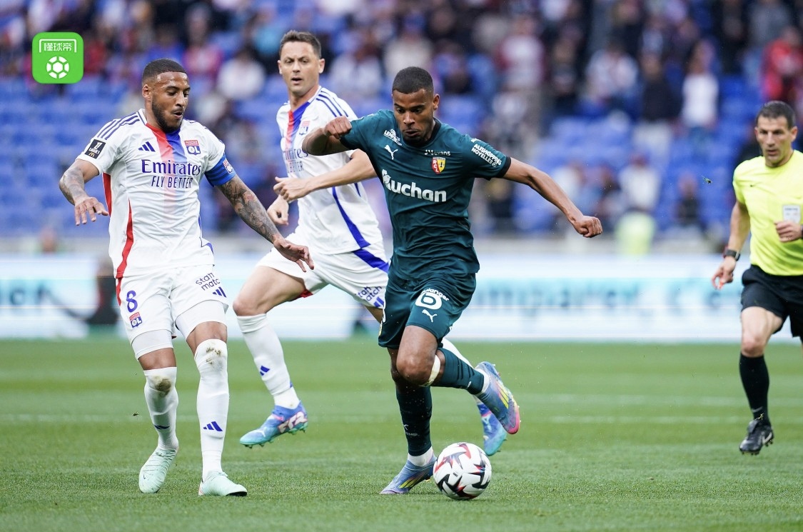 开云APP-圣埃蒂安逆袭崛起,法甲弱旅崭露头角的简单介绍