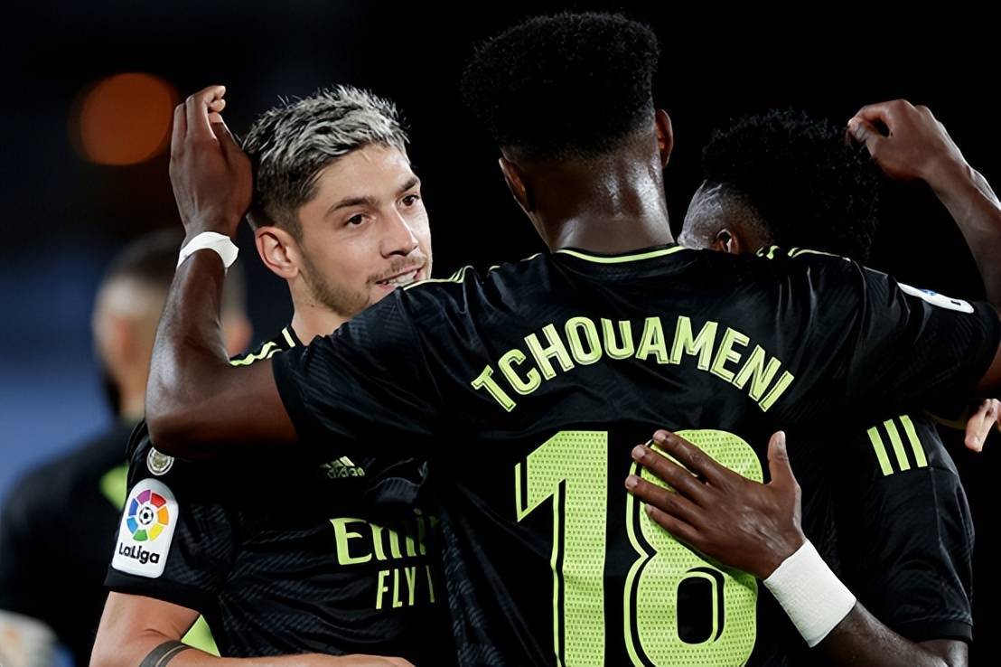 尤文轻取法国，皮克关键制胜