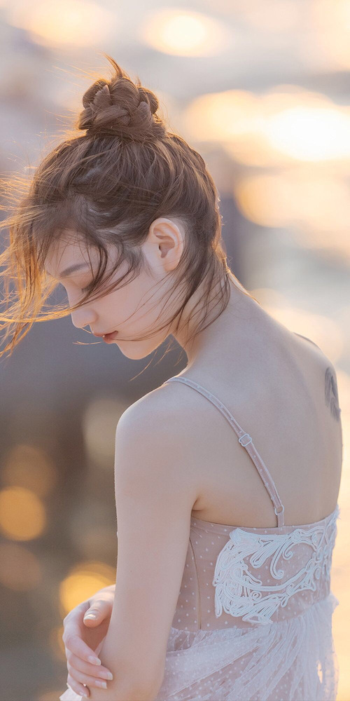 双线决战，欧冠巅峰对决与太阳生死战的胜利交响