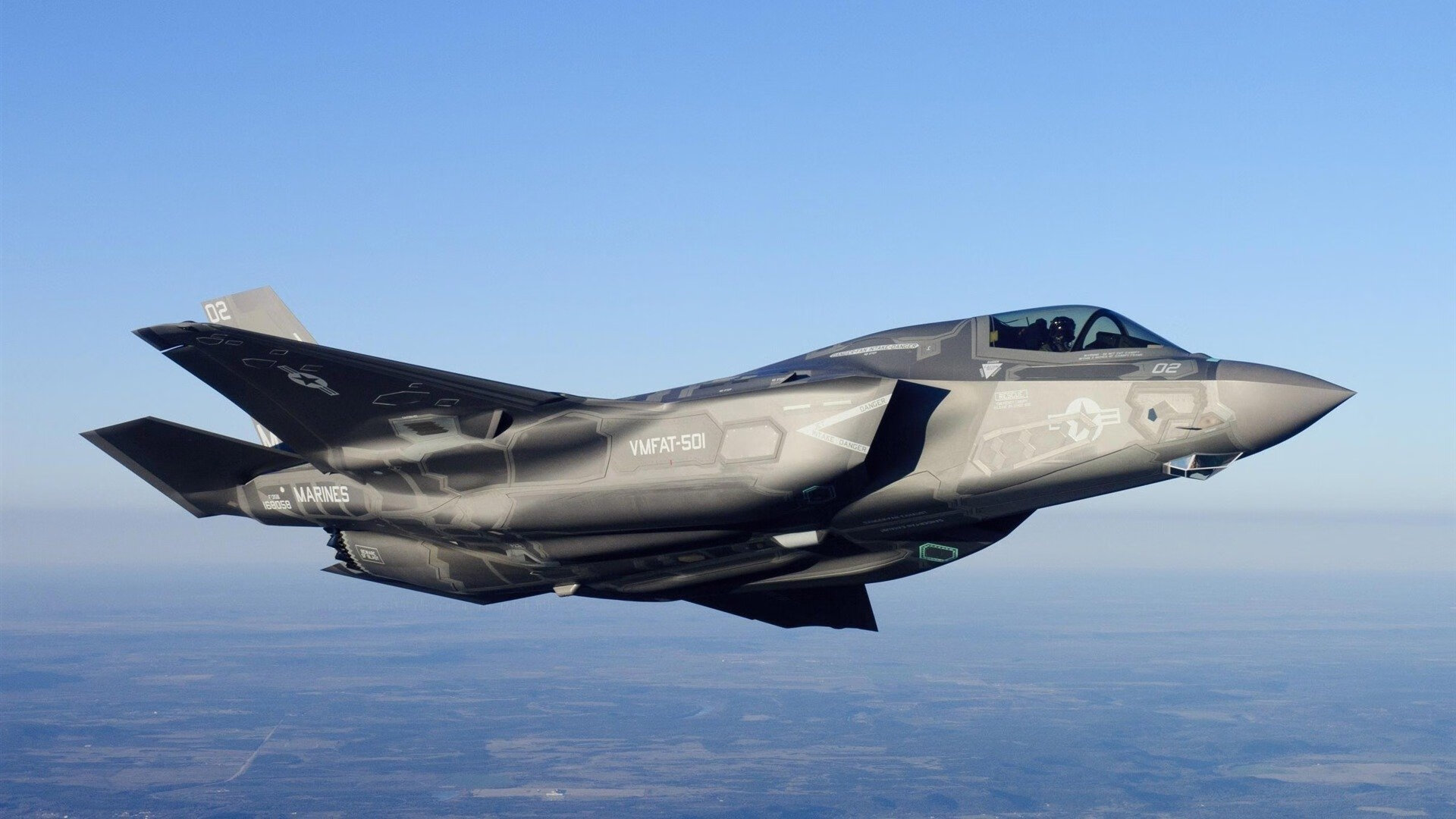 开云体育中国-铁闸镇蓝月，当芬兰森林撞上曼城风暴，阿坎吉如何成为全场唯一答案？